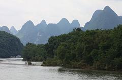 525-Guilin,fiume Li,14 luglio 2014